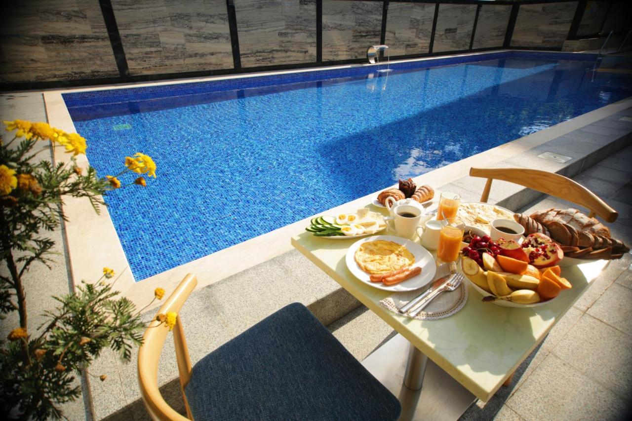 Chveni Ezo Boutique Hotel Kobuleti Extérieur photo