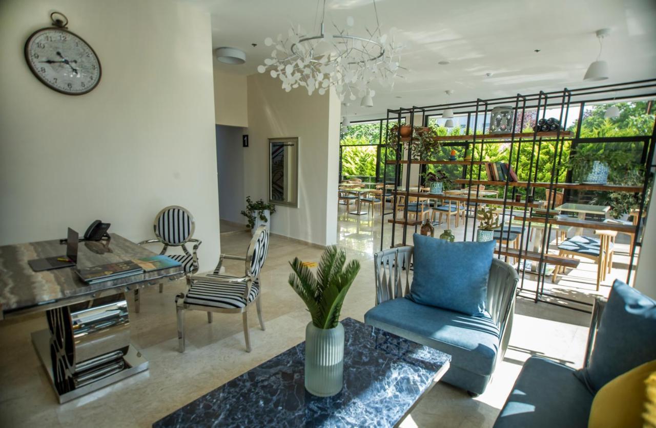 Chveni Ezo Boutique Hotel Kobuleti Extérieur photo