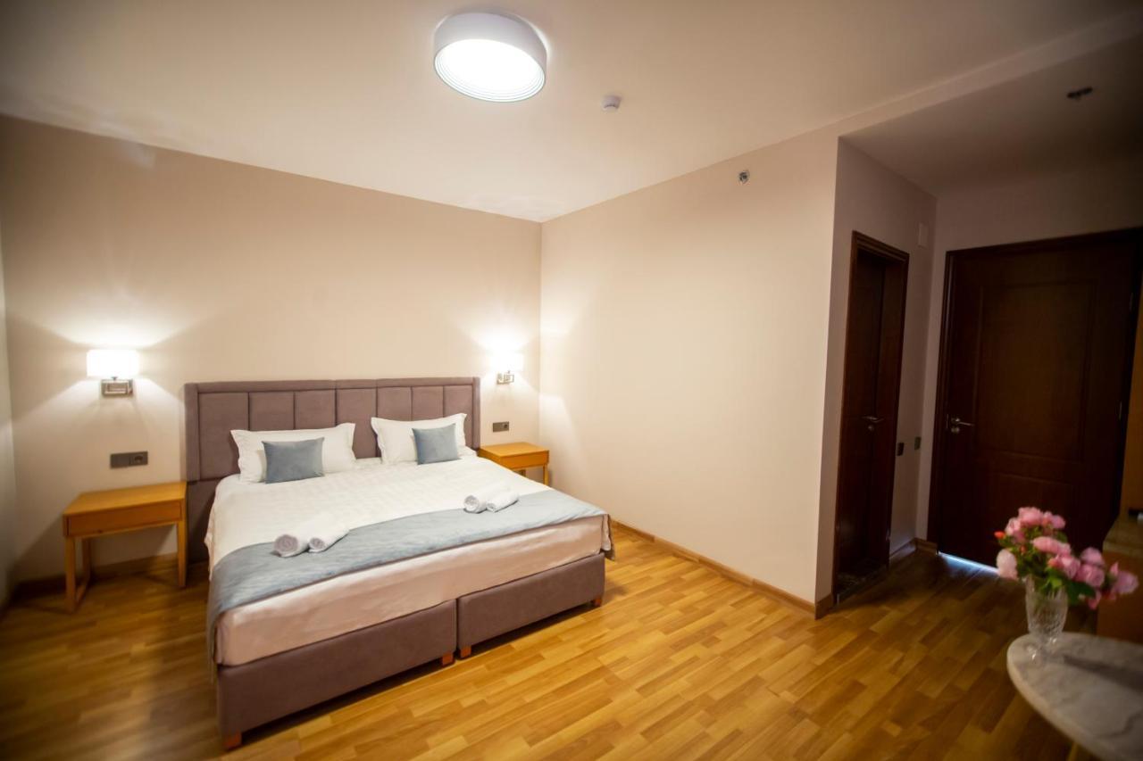 Chveni Ezo Boutique Hotel Kobuleti Extérieur photo