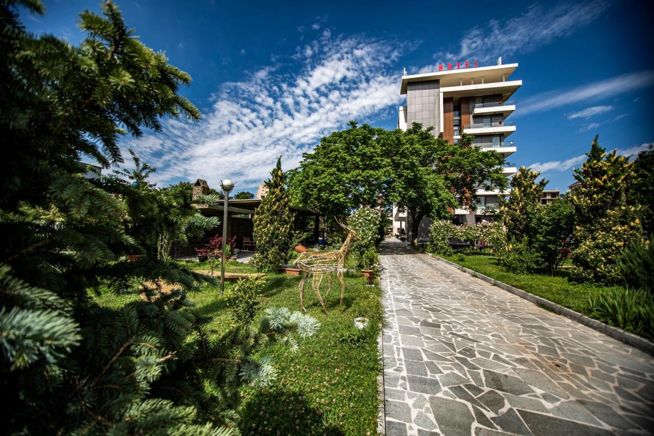 Chveni Ezo Boutique Hotel Kobuleti Extérieur photo