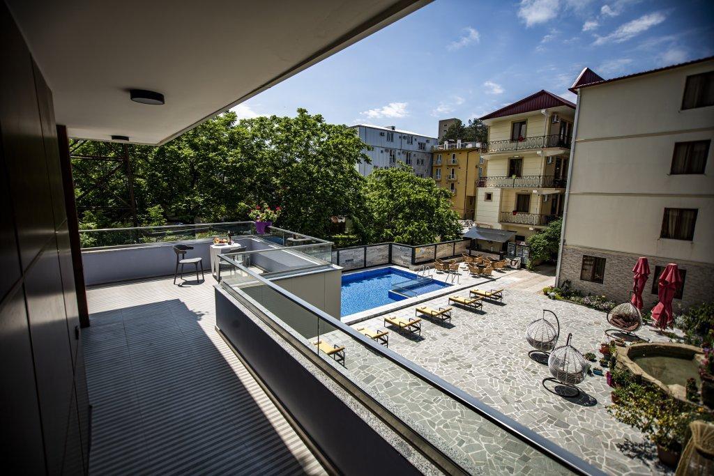 Chveni Ezo Boutique Hotel Kobuleti Extérieur photo